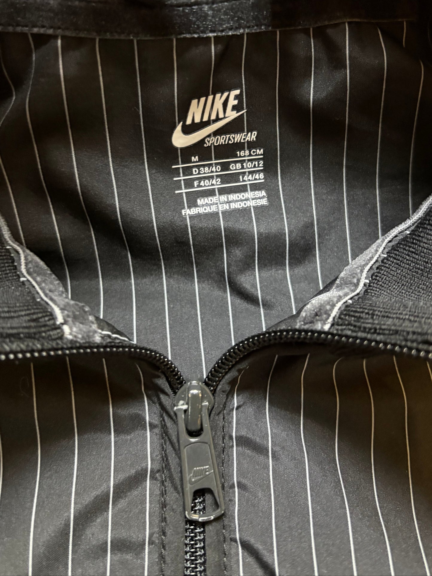 Sportjacke Nike (M)